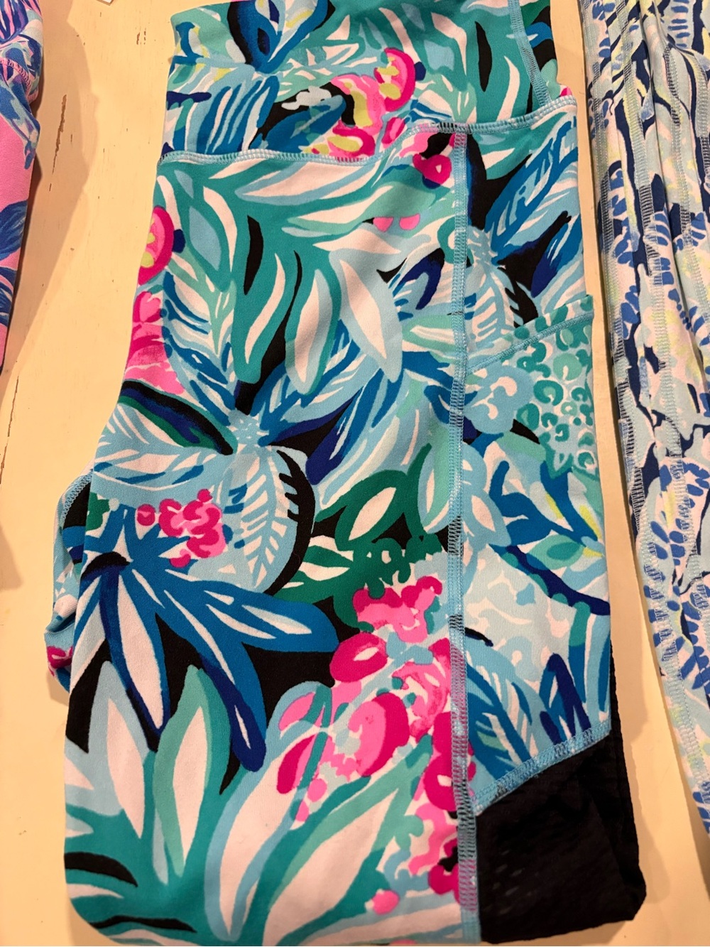 Lilly Pulitzer EUC leggings bundle Large - Picture 3 of 5
